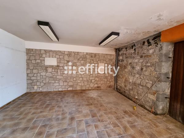 Maison 11 pièces - 272 m²