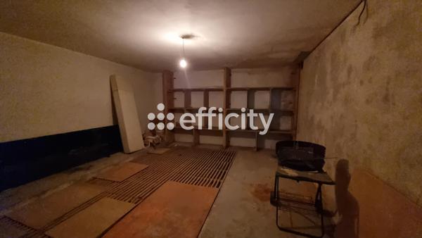 Maison 11 pièces - 272 m²