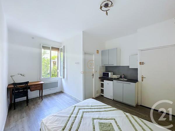 Appartement Studio à vendre  1 pièce - 17 m 2   LYON  - 69008