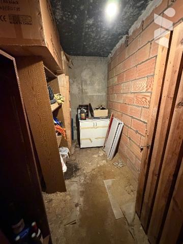 Appartement à rafraichir situé à ALENCON (67 m²) - 2ème étage sans ascenseur. cave, garage, grenier.