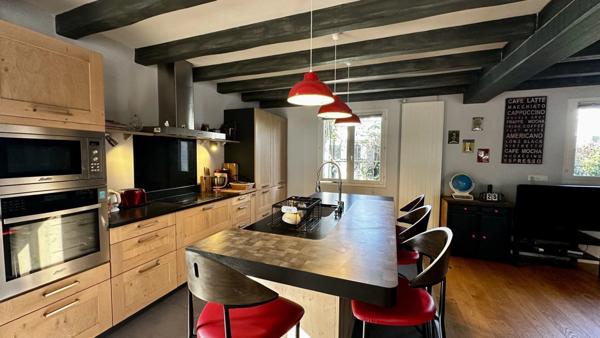 Maison à vendre 142m² MARTIGNAS SUR JALLE (33)