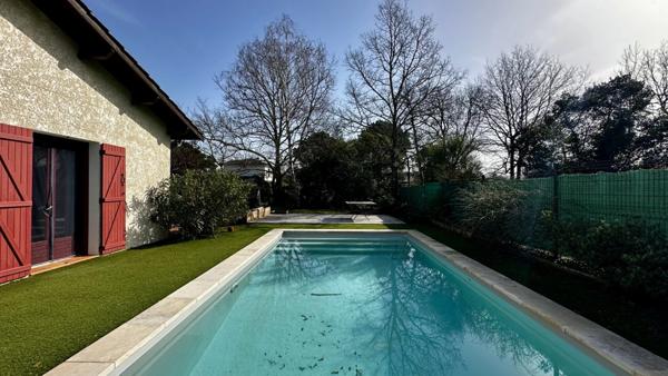 Maison à vendre 142m² MARTIGNAS SUR JALLE (33)