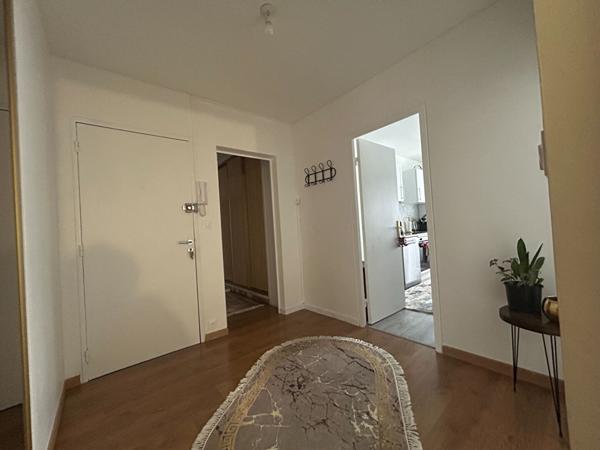 EXCLUSIVITE - APPARTEMENT T4 - 100M² AVEC CAVE ET GARAGE