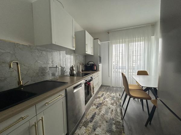 EXCLUSIVITE - APPARTEMENT T4 - 100M² AVEC CAVE ET GARAGE