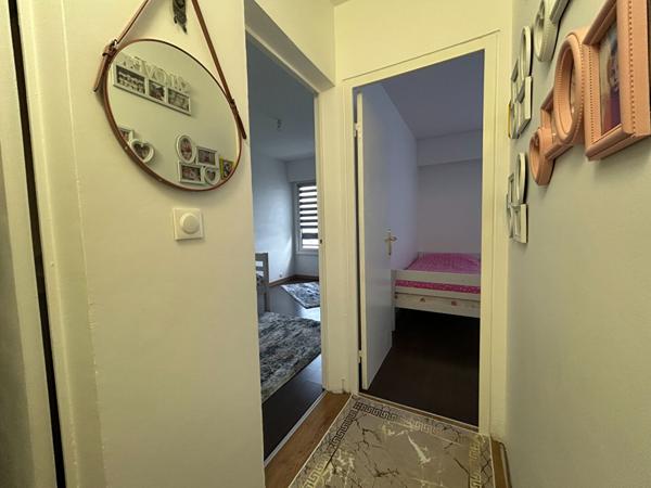 EXCLUSIVITE - APPARTEMENT T4 - 100M² AVEC CAVE ET GARAGE