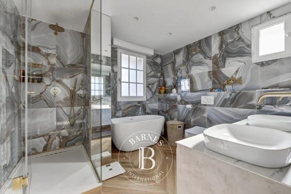 Maisons-Alfort, Maison 4 Chambres -  242 m² à vendre