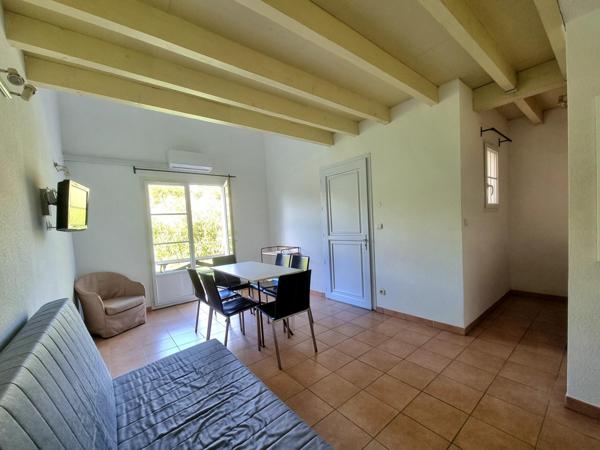 JASSE DE 35M² ET UN PARKING