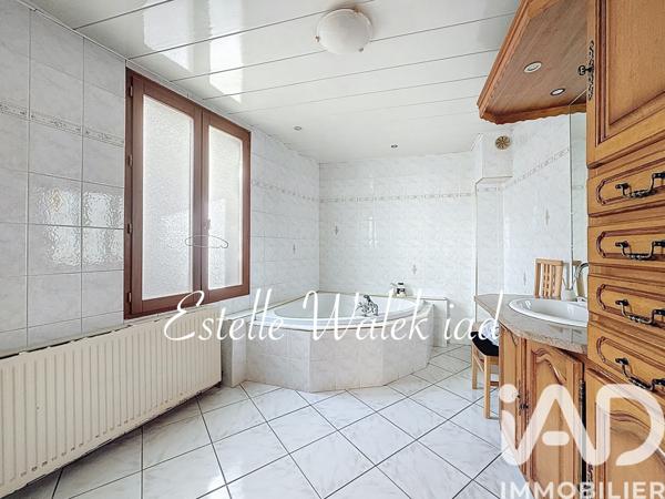 Maison à vendre 7 pièces 160 m² Rosières-aux-Salines