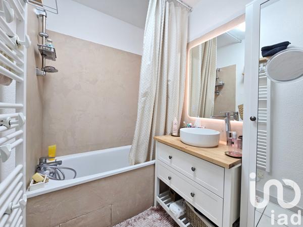 Appartement à vendre 3 pièces 65 m² Bagnols-sur-Cèze