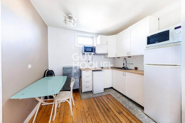 75015 DUPLEIX / COMMERCE- DERNIER ETAGE 3 PIECES 44M²