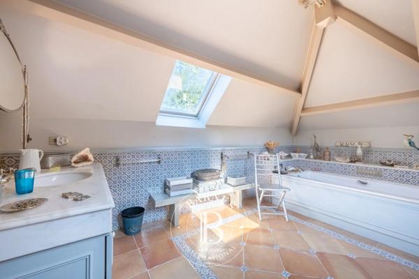 La Celle-Saint-Cloud, Maison 4 Chambres -  251 m² à vendre