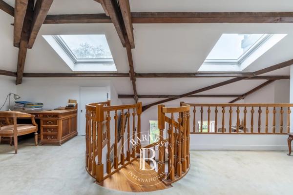 Versailles, Duplex 5 Chambres -  147 m² à vendre