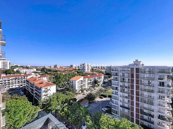 Appartement lumineux avec vue imprenable. Ideal investisseur !