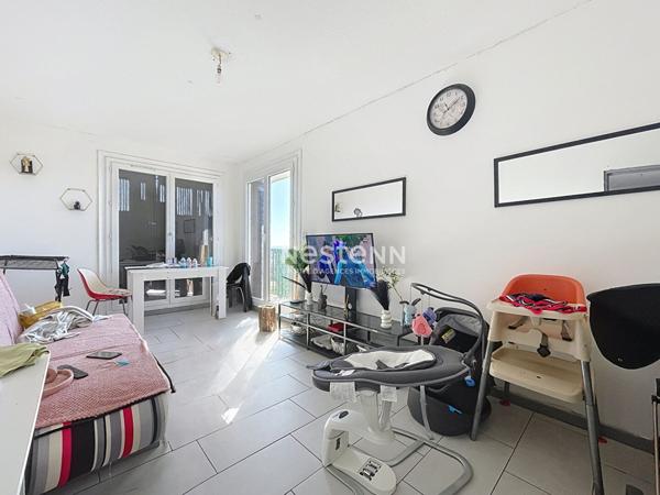 Appartement lumineux avec vue imprenable. Ideal investisseur !