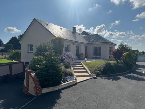 Maison d'architecte Gonneville La Mallet 5 pièce(s) 174 m2