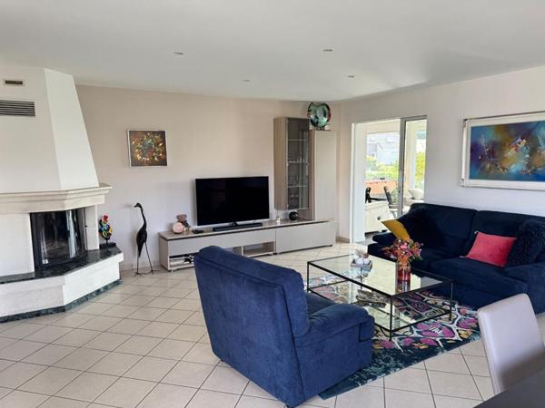 Maison d'architecte Gonneville La Mallet 5 pièce(s) 174 m2