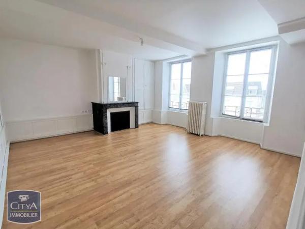 Appartement à louer 4 pièces 97m² Laon (02000)