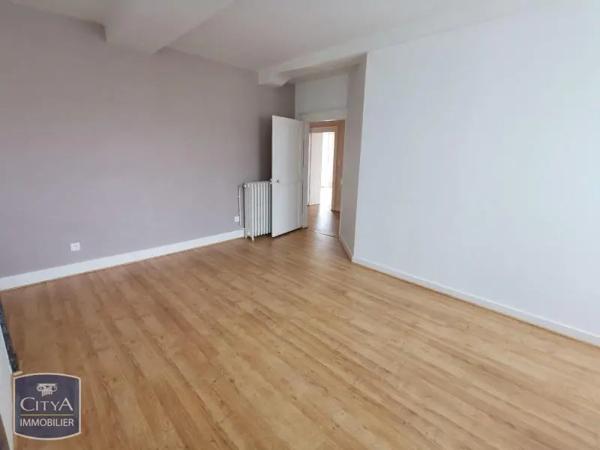 Appartement à louer 4 pièces 97m² Laon (02000)