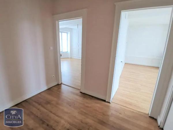 Appartement à louer 4 pièces 97m² Laon (02000)