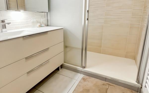 Maison à vendre    3 pièces •  Toulouse