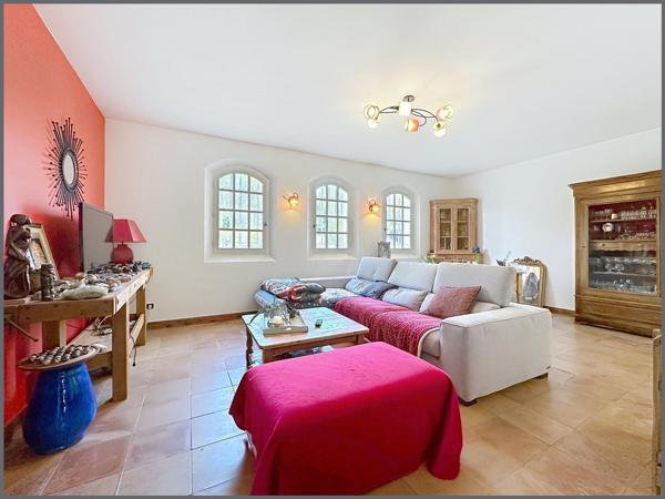 Propriété de charme au cœur des vignobles