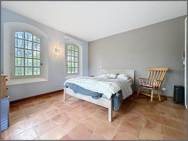 Propriété de charme au cœur des vignobles