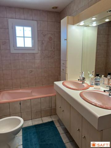 MAISON 105 M2 AVEC PISCINE ET GARAGE DOUBLE