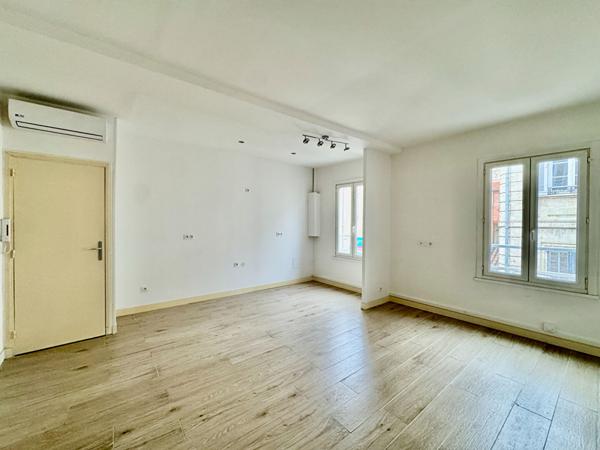 Bureaux hyper centre d'Avignon 28.35 m2