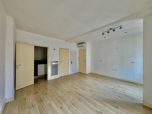 Bureaux hyper centre d'Avignon 28.35 m2