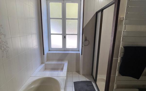 Maison à vendre    5 pièces • 328 m2 Aurice