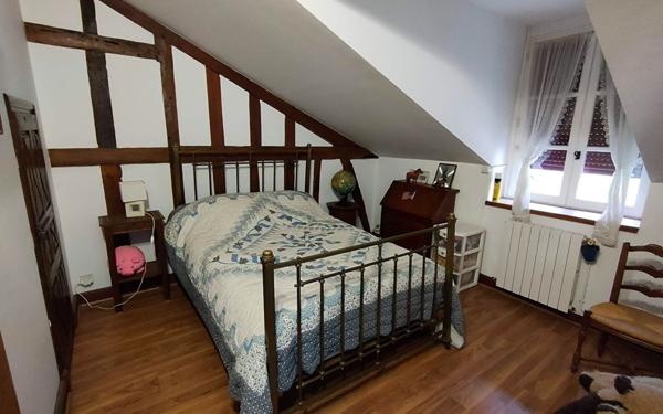 Maison à vendre    5 pièces • 328 m2 Aurice