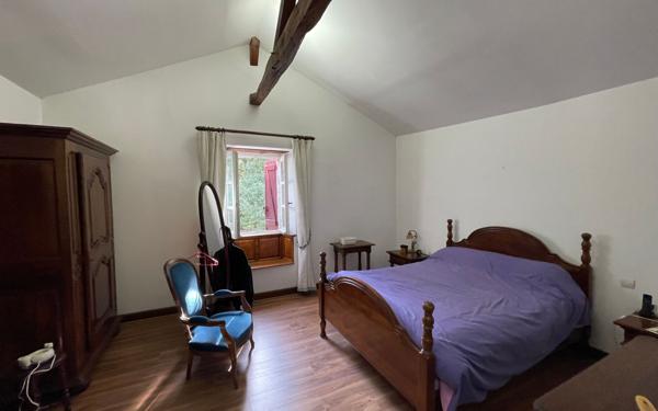 Maison à vendre    5 pièces • 328 m2 Aurice