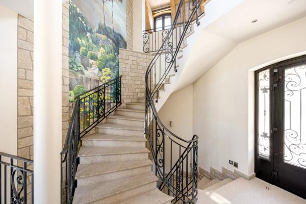 Drancy, Maison 5 Chambres -  378 m² à vendre
