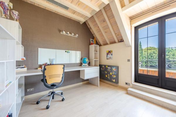 Drancy, Maison 5 Chambres -  378 m² à vendre
