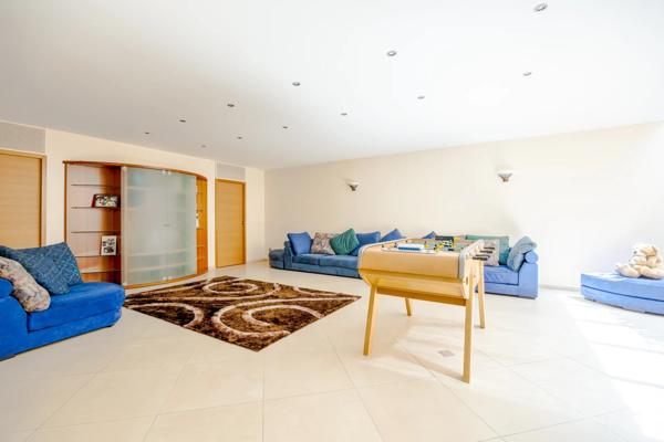 Drancy, Maison 5 Chambres -  378 m² à vendre