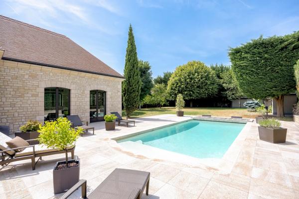 Drancy, Maison 5 Chambres -  378 m² à vendre