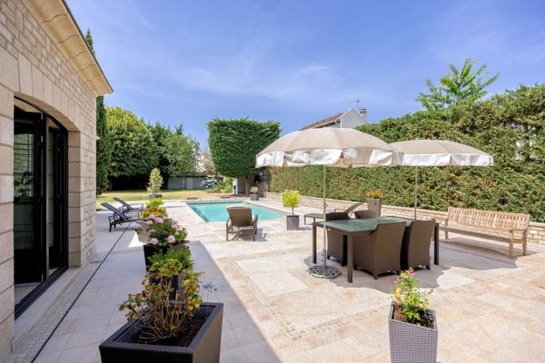 Drancy, Maison 5 Chambres -  378 m² à vendre
