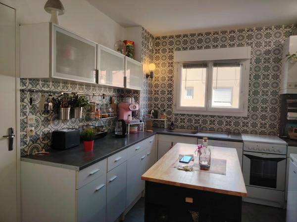 Belle maison familiale avec véranda et jardin clos Commune de Migné Auxances
