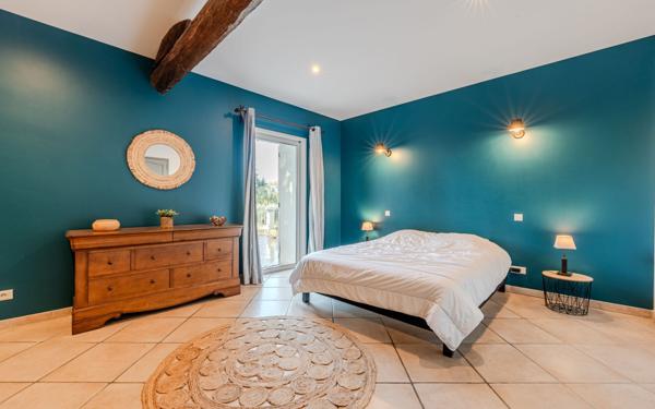 Maison à vendre    5 pièces •  Marsillargues