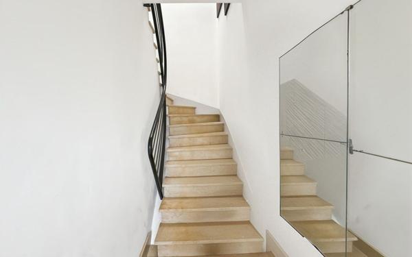 Maison à vendre    9 pièces •  Toulouse