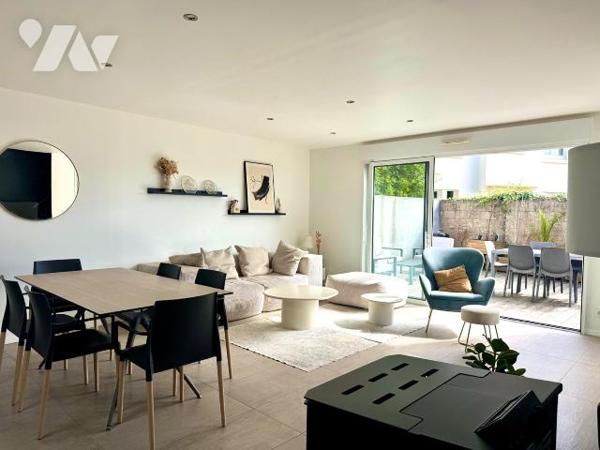 PLABENNEC BOURG - CONTEMPORAINE DE PLAIN-PIED - 2018 - 95 m²

À seulement 700 mètres de l'hyp...