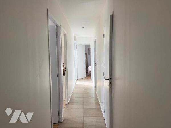 PLABENNEC BOURG - CONTEMPORAINE DE PLAIN-PIED - 2018 - 95 m²

À seulement 700 mètres de l'hyp...