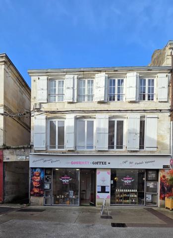 Immeuble au coeur de Saint-Maixent, Saint maixent l ecole 79400