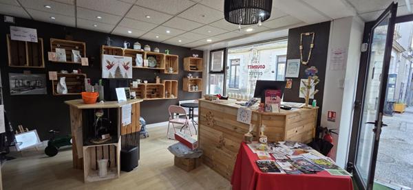 Immeuble au coeur de Saint-Maixent, Saint maixent l ecole 79400
