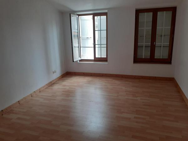 Immeuble au coeur de Saint-Maixent, Saint maixent l ecole 79400