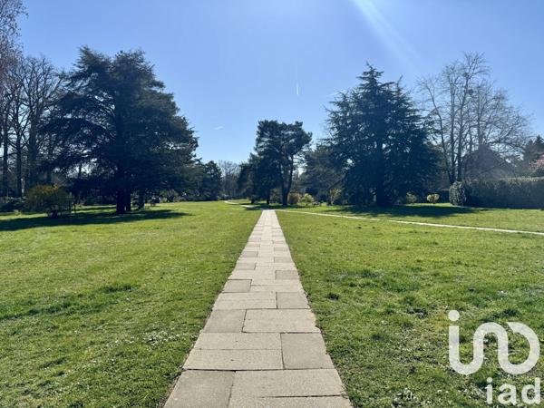 Appartement 4 pièces de 83 m² à La Celle-Saint-Cloud (78170)