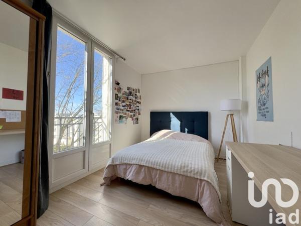 Appartement 4 pièces de 83 m² à La Celle-Saint-Cloud (78170)