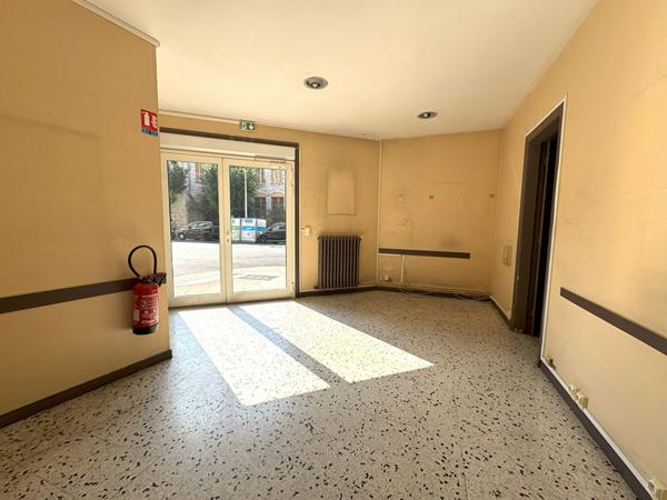 A VENDRE - MURS LIBRES - NICE CENTRE