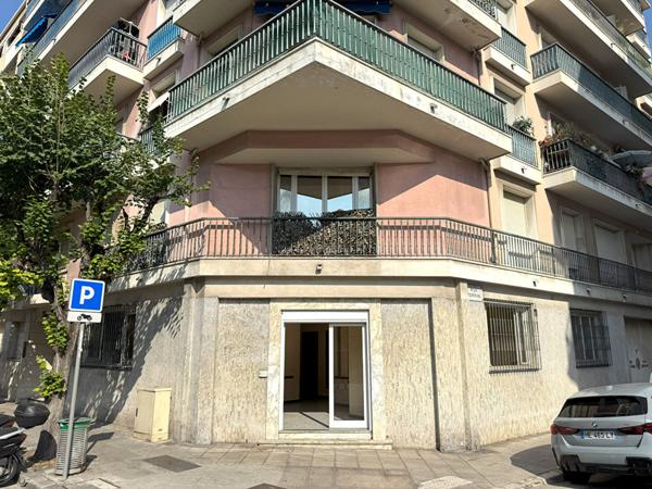A VENDRE - MURS LIBRES - NICE CENTRE