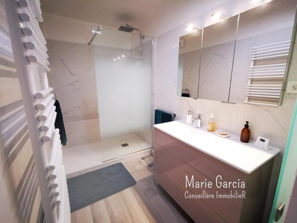 Appartement P4 avec grande terrasse de 18 m², résidence calme et sécurisée, 3 chambres